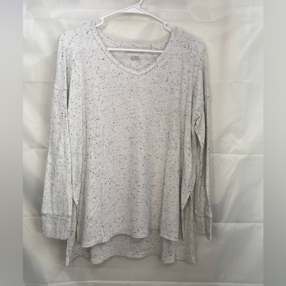 NWOT‎ American Eagle women’s white soft knit speckled long sleeve stretch shirt